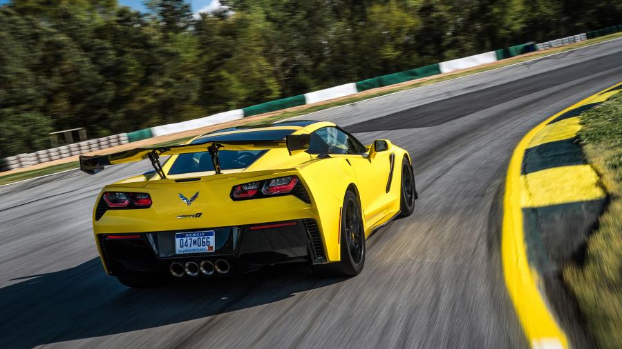  Chevrolet Corvette ZR1 (C7) 2018 года  (фото 35 из 67)